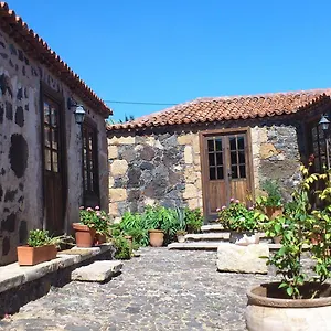 casa-rural-vera-de-la-hoya.in-canary-islands.com/